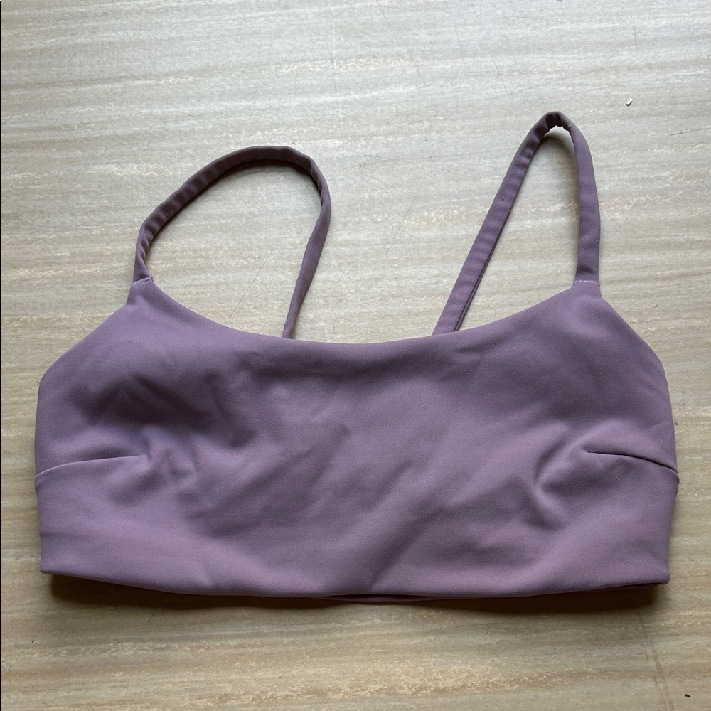 Lavender Women's Lululemon Sports Bra Size 6